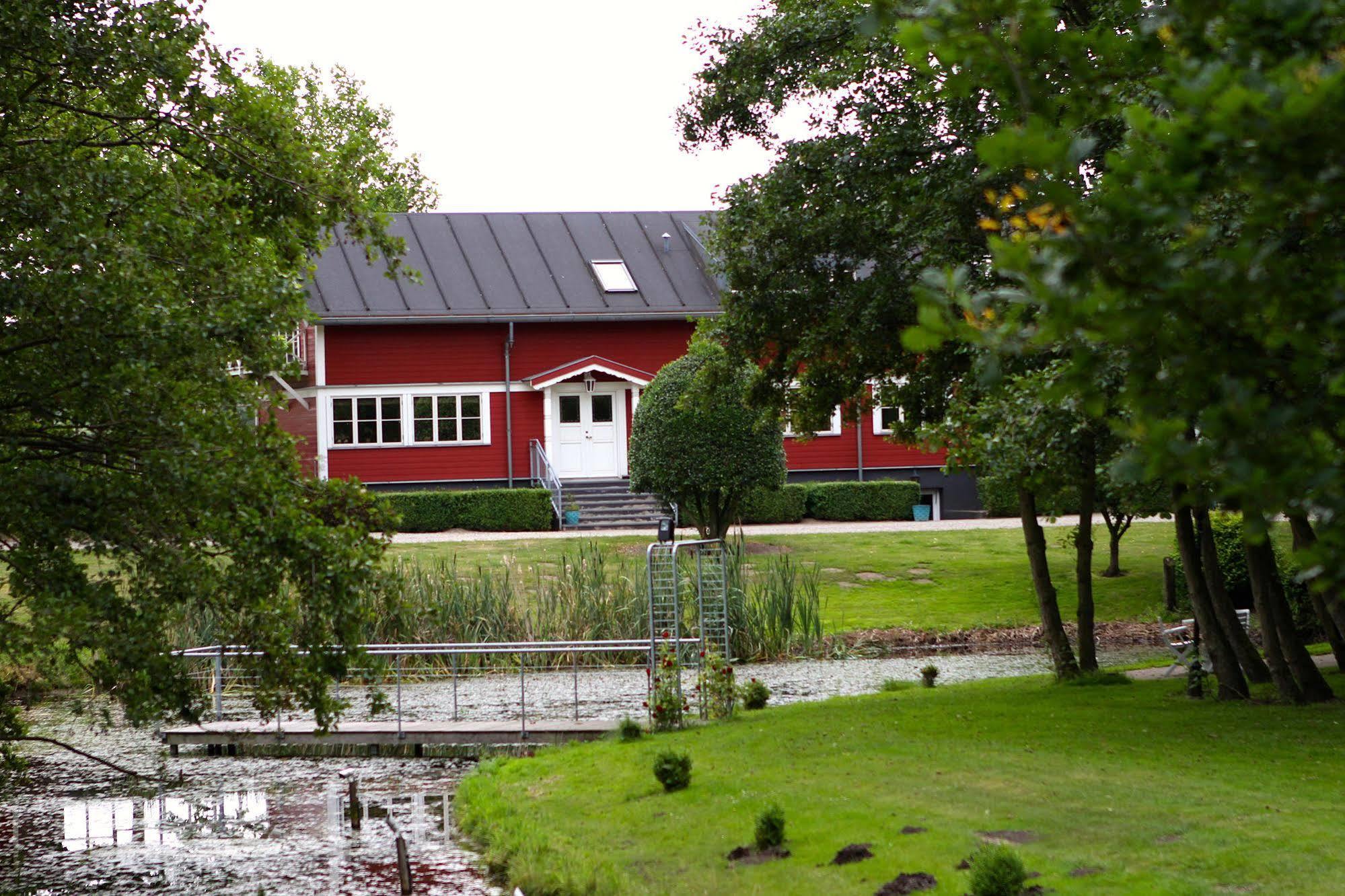 Fjelsted Skov Hotel & Konference Ejby  Экстерьер фото